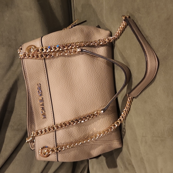 MICHAEL KORS JET SET SMALL MESSENGER PEBBLED LEATHER SHOULDER CHAIN TOTE BISQUE - Picture 2 of 5